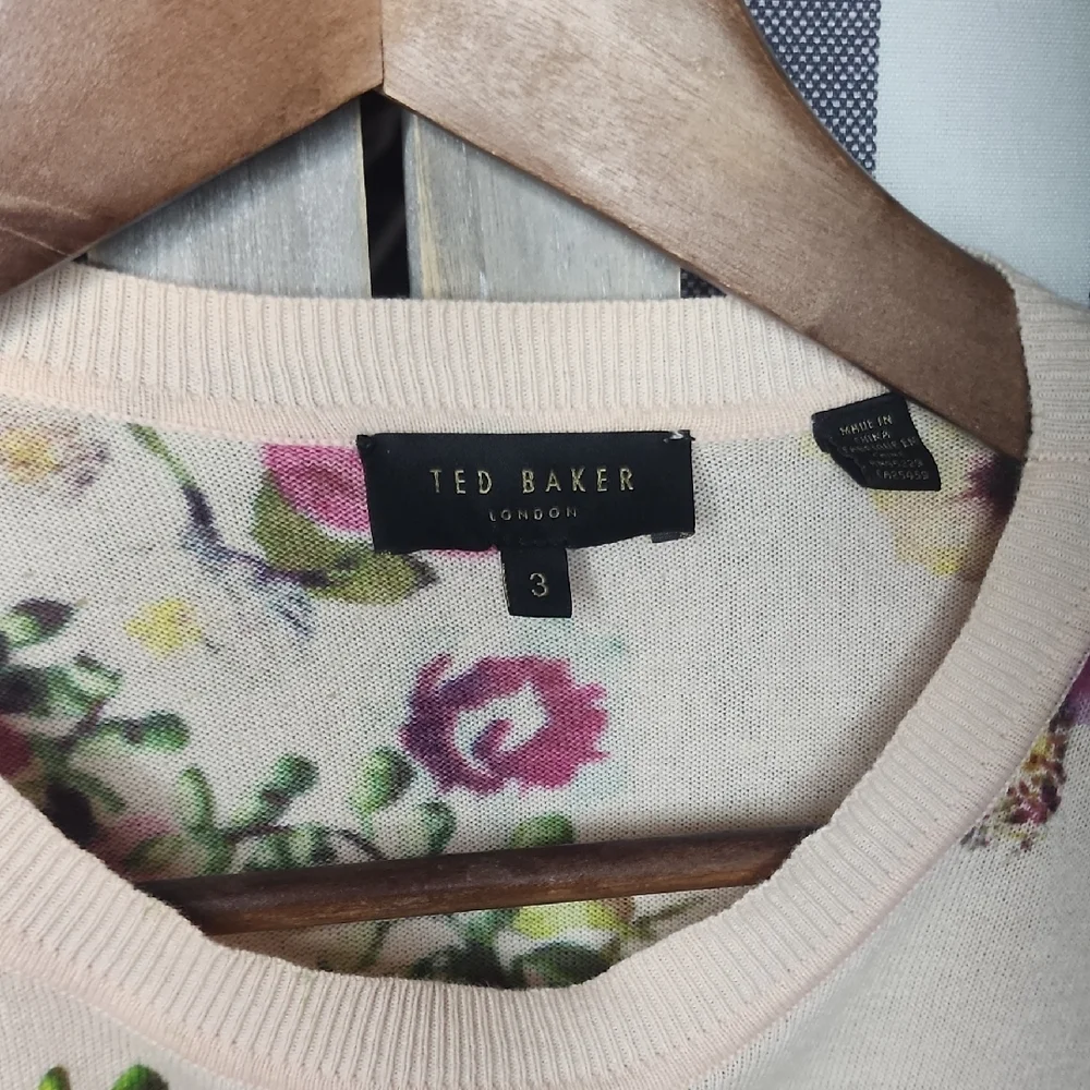 Ted Baker Cream Floral Sweater 100% Cotton - Picture 2 of 5